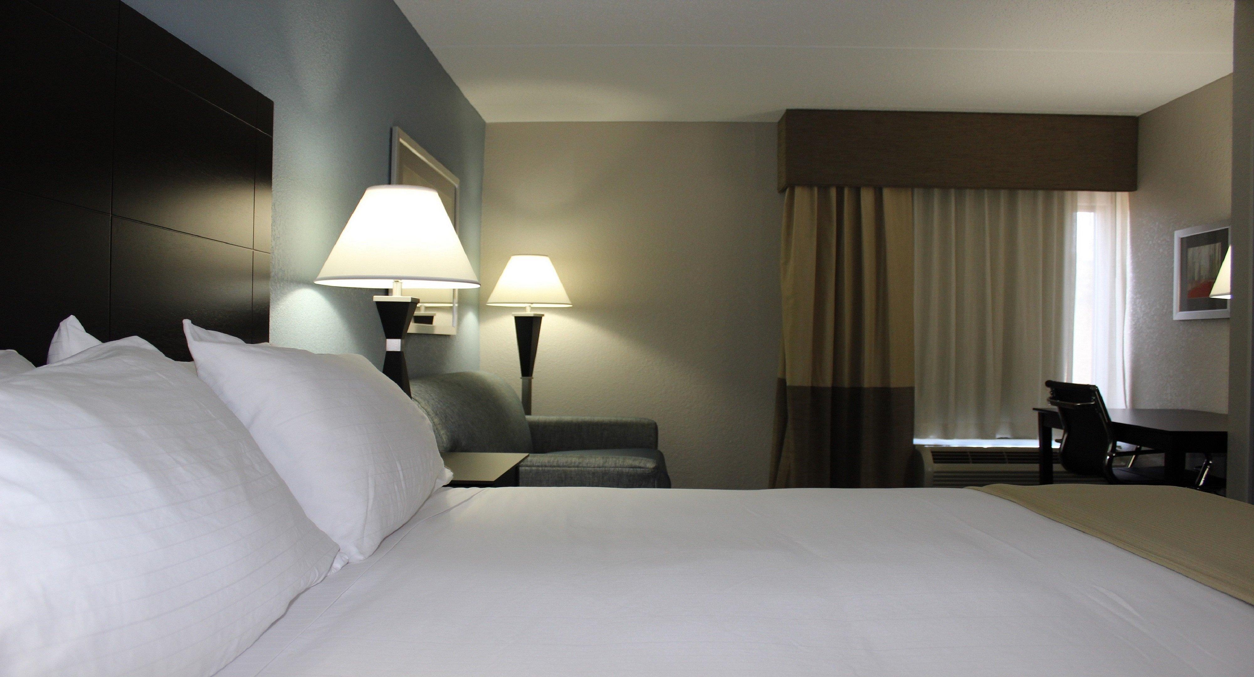 Holiday Inn Express Forsyth By Ihg Esterno foto