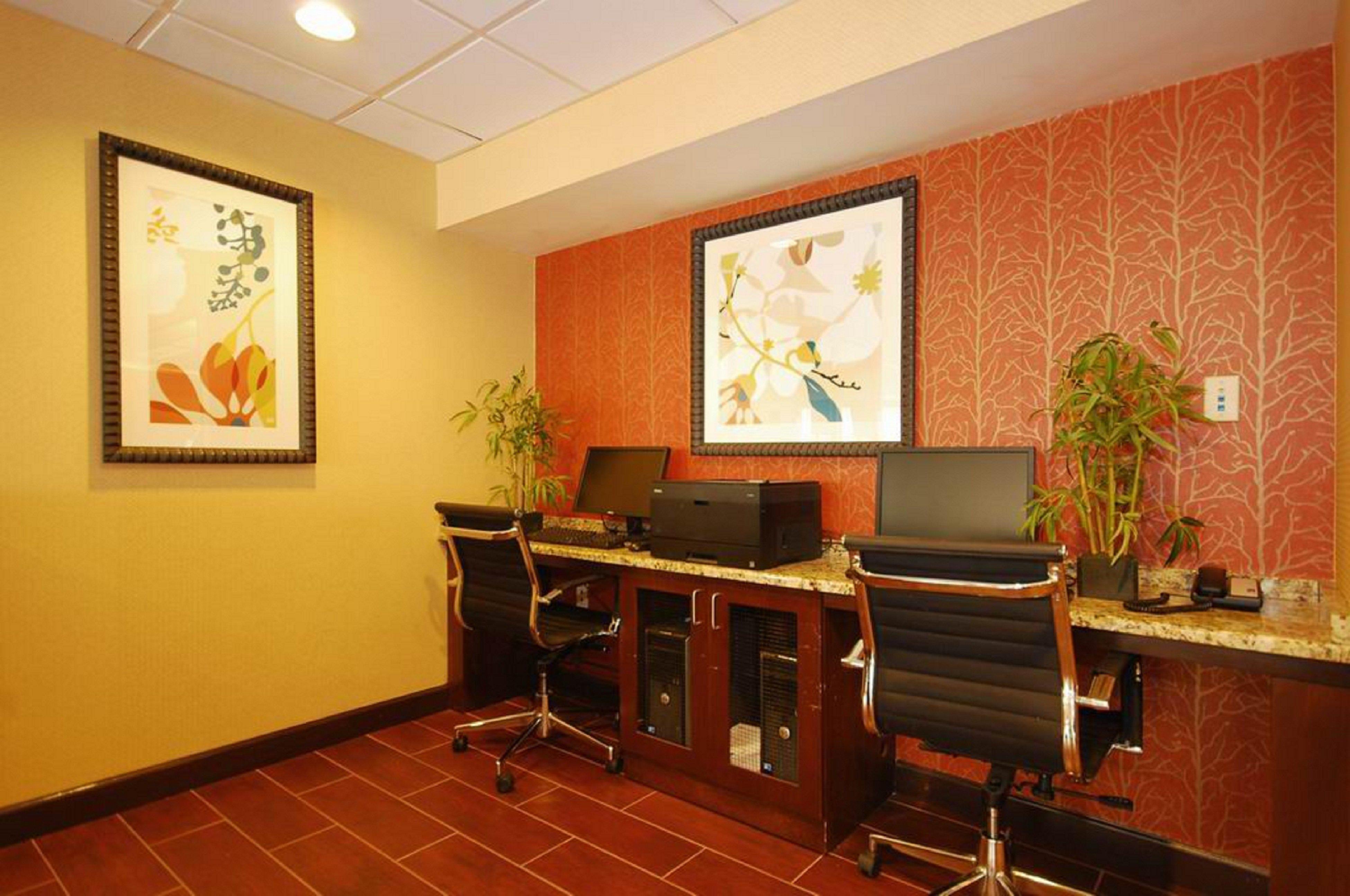 Holiday Inn Express Forsyth By Ihg Esterno foto