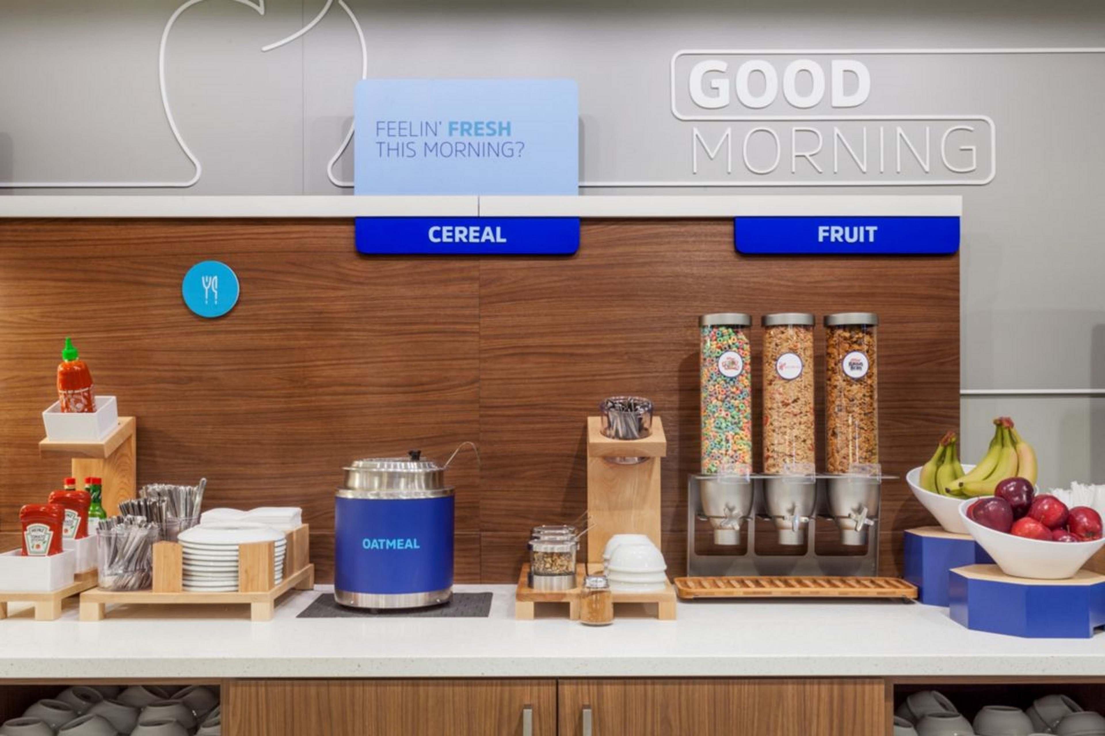 Holiday Inn Express Forsyth By Ihg Esterno foto